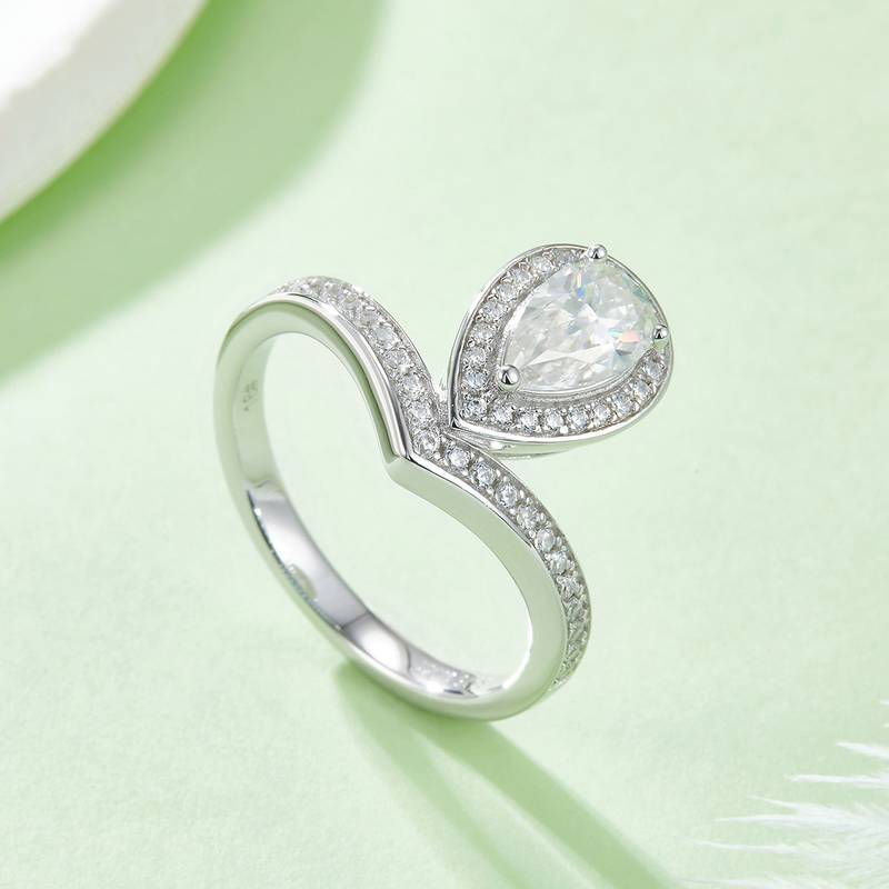 V字虎边水滴S925银镀白金彩色MoissaniteWomen's Ring1ctD级